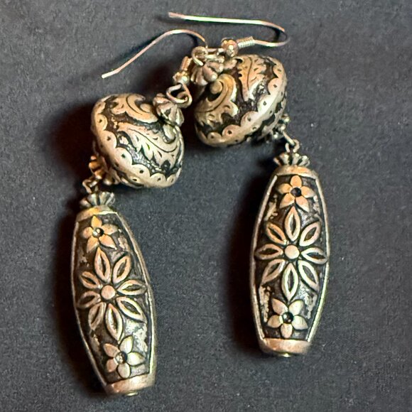 Boho Bundle of 6 : 5 pairs of silver earrings w/ coin pendant. Incredible deal! - Picture 7 of 9